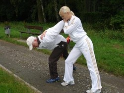 selbstverteidigung fr frauen - karate